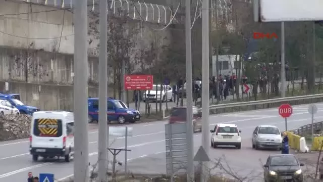 Kocaeli Hdp'li Vekiller Kandıra'da Tutukluları Ziyaret Etti