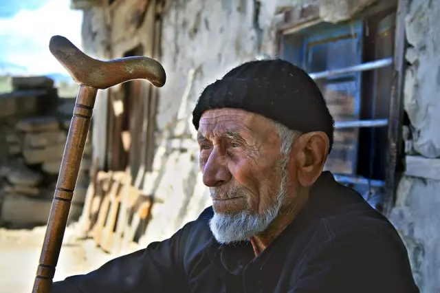 Konya Nüfusunun Yüzde 8,6'sını Yaşlılar Oluşturuyor