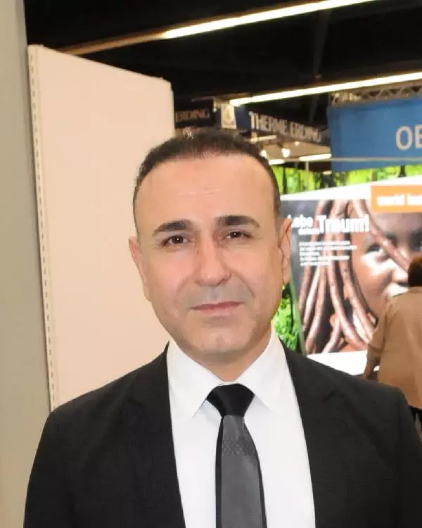 Nürnberg Başkonsolosluğu 65 Bin Türk Seçmen İçin Yayınladı Nürnberg Başkonsolosluğu 65 Bin Türk Seçmen İçin Yayınladı