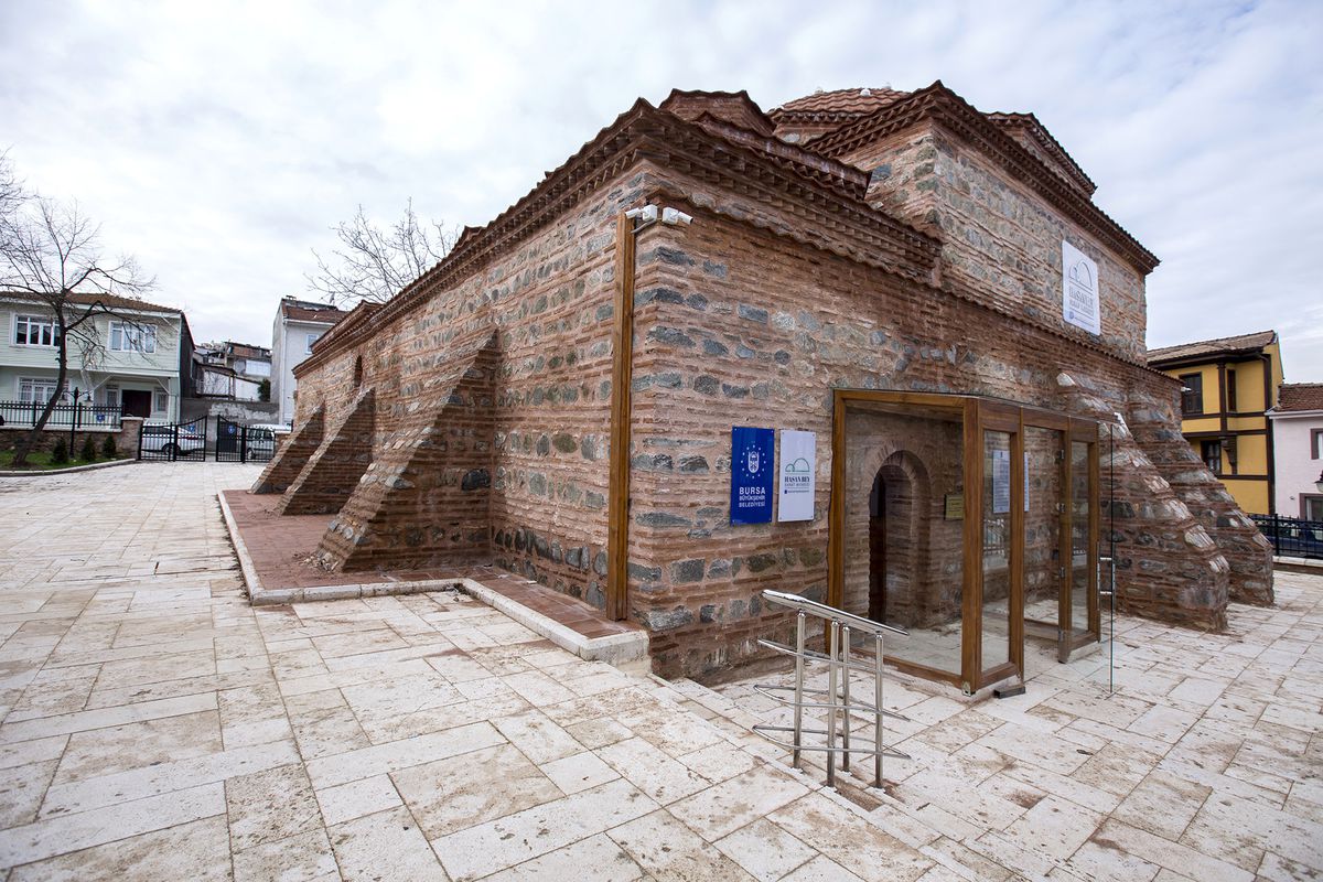 Mudanya'nın 4 asırlık tarihi hamamı ilk günkü ihtişamına kavuştu