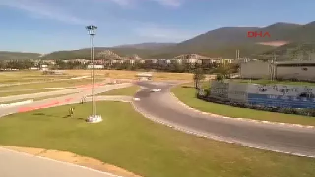 Otomobil Sporlarında En Hızlı Pilot Izmir Ülkü Park Yarış Pisti'nde Belirlenecek Otomobil Sporlarında En Hızlı Pilot Izmir Ülkü Park Yarış Pisti'nde Belirlenecek