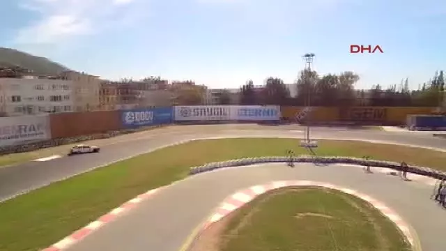 Otomobil Sporlarında En Hızlı Pilot Izmir Ülkü Park Yarış Pisti'nde Belirlenecek Otomobil Sporlarında En Hızlı Pilot Izmir Ülkü Park Yarış Pisti'nde Belirlenecek