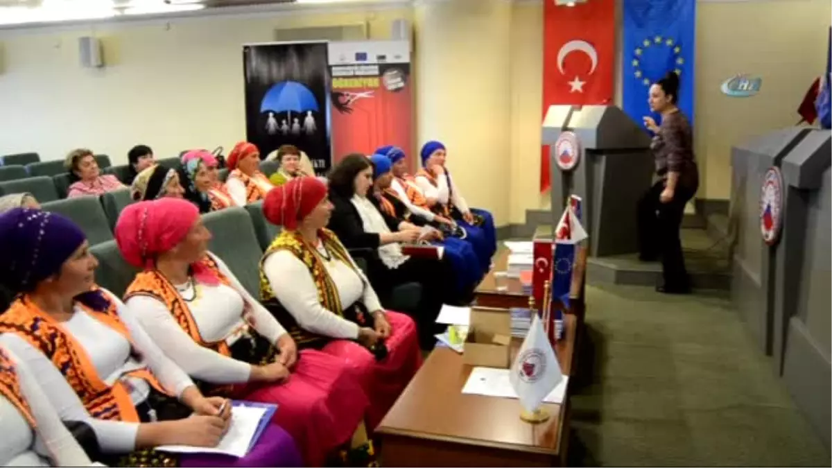 'Avrupa Birliği Yolunda Kadınlar Haklarını Öğreniyor'