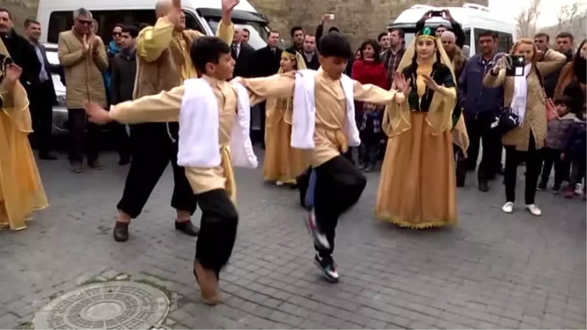 Azerbaycan'da Nevruz Coşkusu