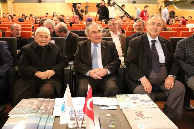 Bediüzzaman Said Nursi, Üsküdar Üniversitesi'nde anıldı Bediüzzaman Said Nursi, Üsküdar Üniversitesi'nde anıldı
