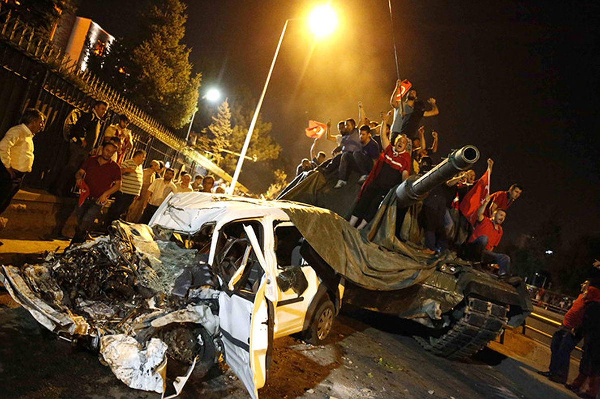 Bir Kriz Bitmeden Diğerini Başlatıyorlar! Alman İstihbarat Şefinden Skandal FETÖ Sözleri