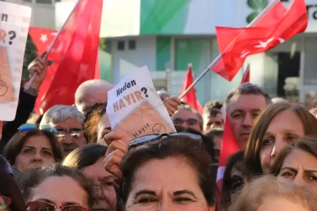 CHP'li Baykal Manisa Mitinginde Konuştu CHP'li Baykal Manisa Mitinginde Konuştu