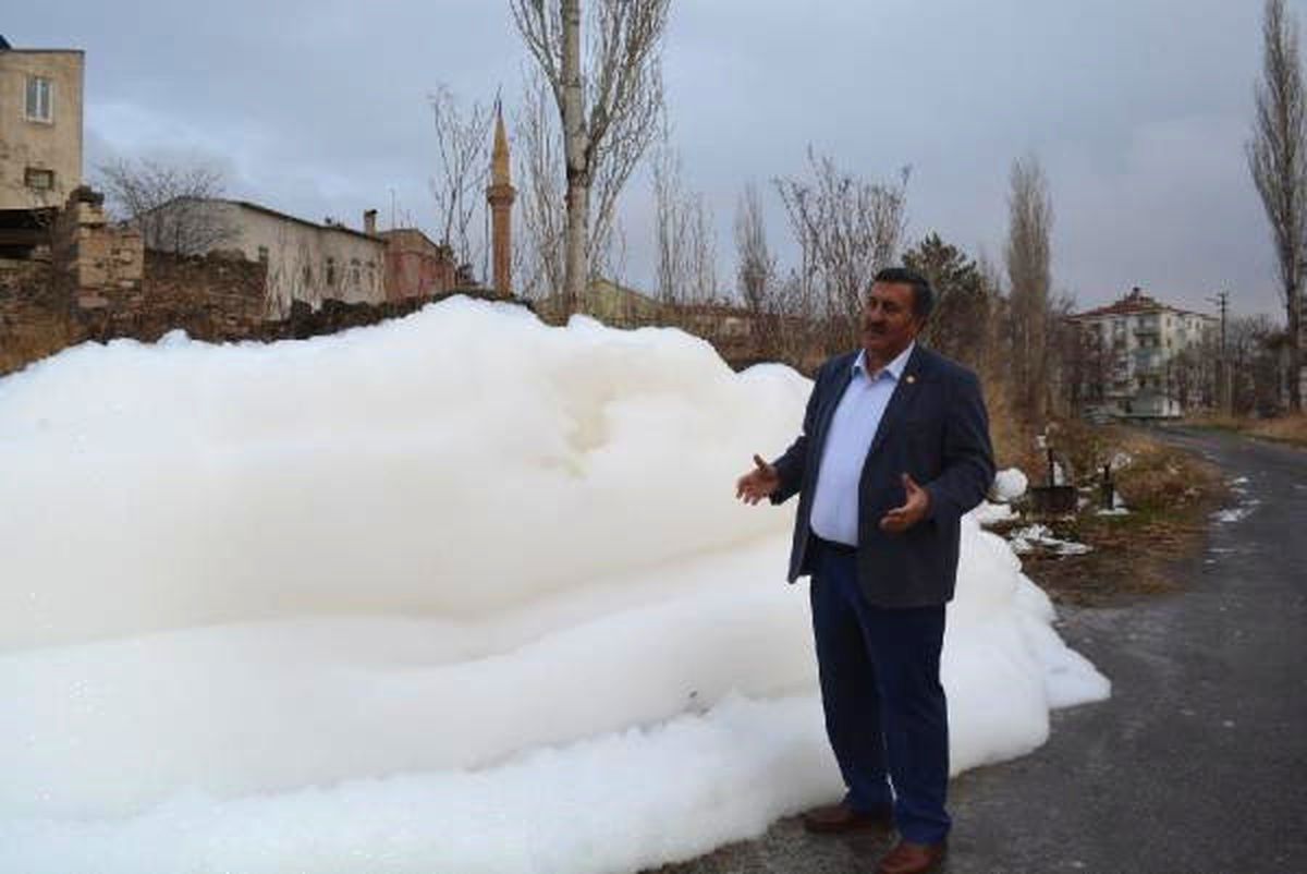 CHP'li Gürer: Bor'daki Köpük Yüzünden 100 Bin Kişinin Sağlığı Risk Altında