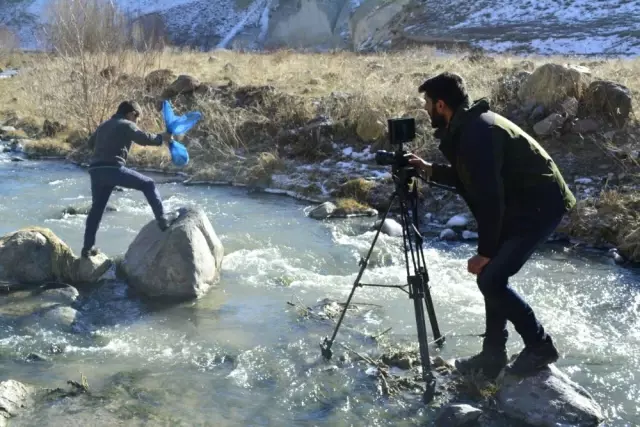 Doğu'daki Ağır Kış Şartları Film Oldu Doğu'daki Ağır Kış Şartları Film Oldu