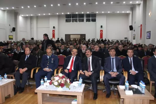 Muş'ta Çanakkale Zaferinin 102 Yılı Etkinliği Muş'ta Çanakkale Zaferinin 102 Yılı Etkinliği