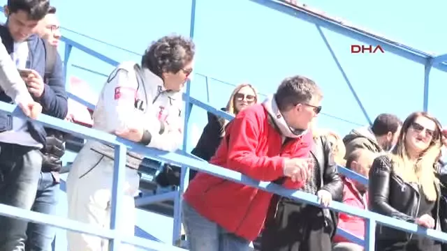 Şampiyonlar Pistte Şampiyonlar Pistte