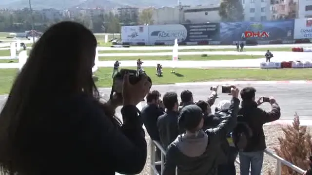 Şampiyonlar Pistte Şampiyonlar Pistte