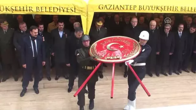 Şehitleri Anma Günü ve Çanakkale Deniz Zaferi'nin 102. Yılı Şehitleri Anma Günü ve Çanakkale Deniz Zaferi'nin 102. Yılı