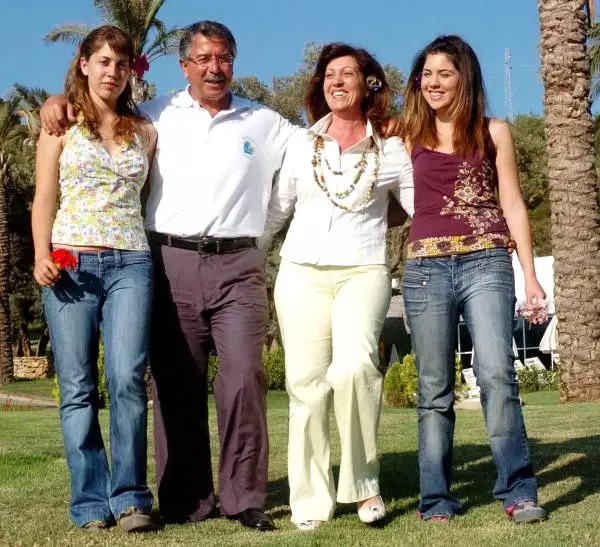 Ersun Yanal Bodrum'da Nişanlandı