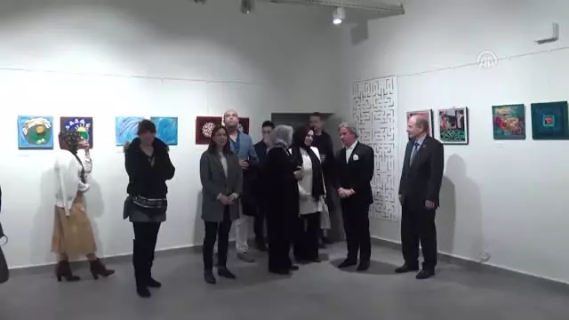 Hep Iyi Şeyler Olsun' Sergisi Açıldı Hep Iyi Şeyler Olsun' Sergisi Açıldı
