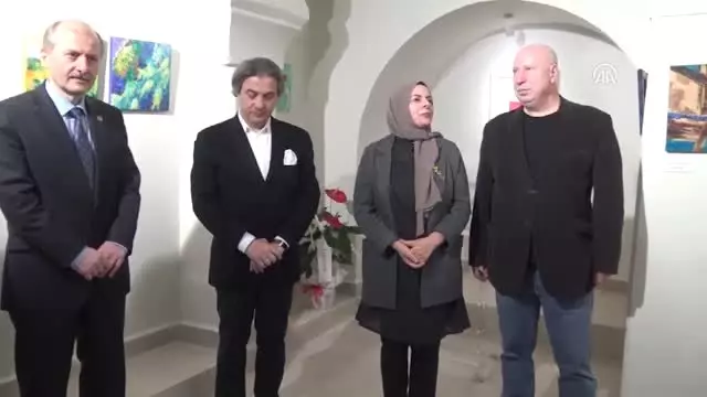 Hep Iyi Şeyler Olsun' Sergisi Açıldı Hep Iyi Şeyler Olsun' Sergisi Açıldı