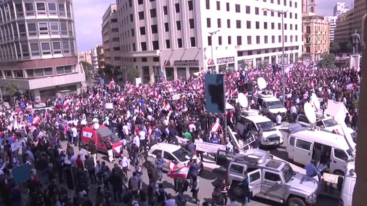 Lübnan'da Vergi ve Yolsuzluk Protestosu