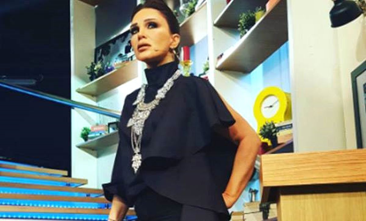 Seren Serengil'in Annesinin, Ebru Şallı'ya Olan Benzerliği Şaşırttı