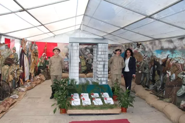 Arife Öğretmen, Çanakkale'yi Gidemeyenlerin Ayağına Getirdi