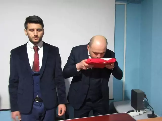Bozüyük Ülkü Ocağı Başkanlığına Serdar Pehlivan Atandı Bozüyük Ülkü Ocağı Başkanlığına Serdar Pehlivan Atandı
