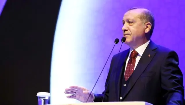Cumhurbaşkanı Erdoğan, Özbek ve Yıldırım'ı Bir Araya Getirdi