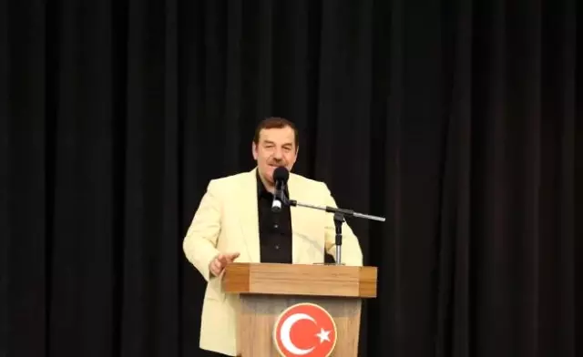 Esenyurt'ta Eğitim Bir-Sen'den Konferans