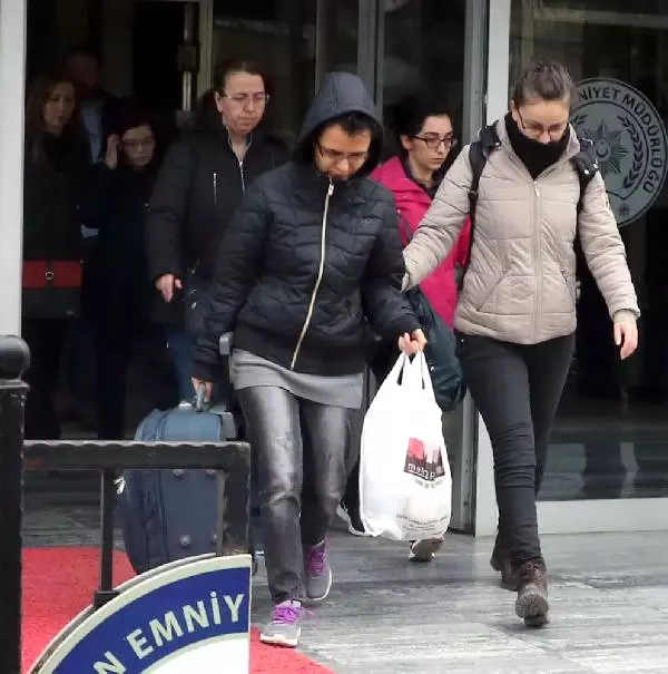 Fetö'den Gözaltına Alınan 16 Hakim ve Savcı Adliyede