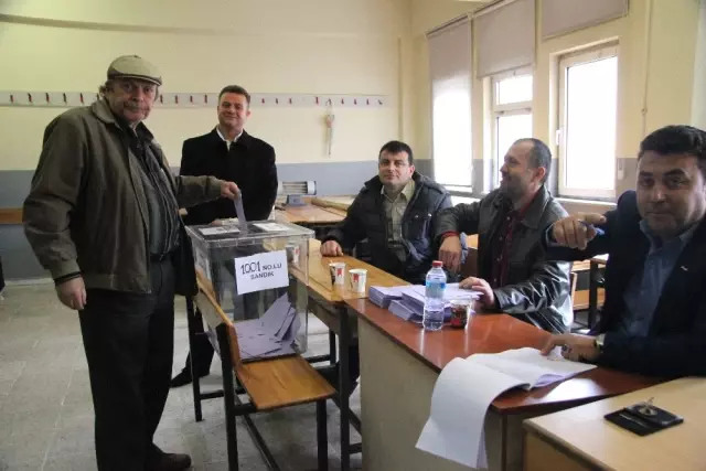 Gölbucağı'nın Yeni Muhtarı Şermin Duran Oldu