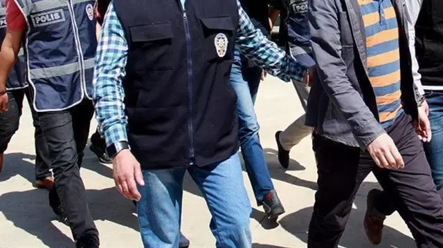 Manisa Merkezli 4 İlde Fetö Operasyonu: 25 Gözaltı