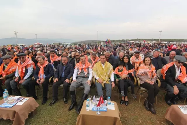 Menderes'te Coşkulu Yörük Şenliği