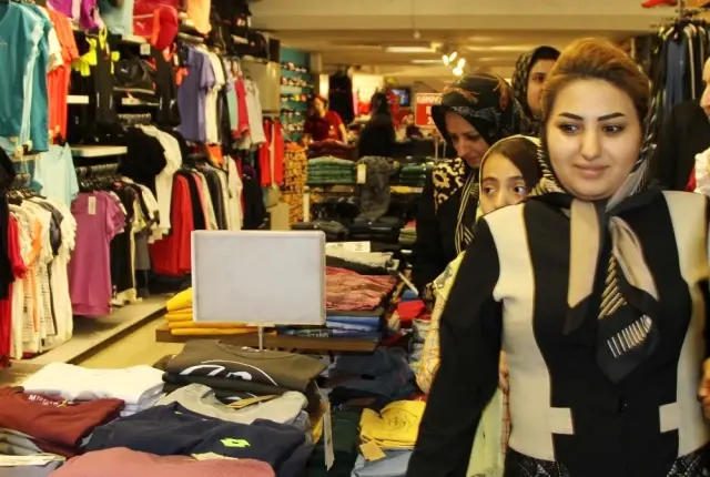 Van'a İranlı Turist Akını