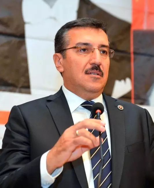 Bakan Tüfenkci'den