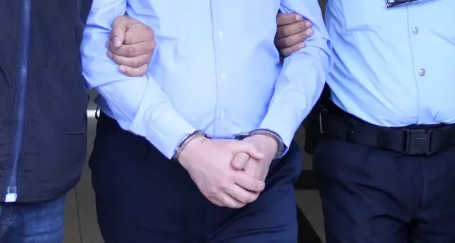 Belçikalı Vekil Cinayetten Tutuklandı