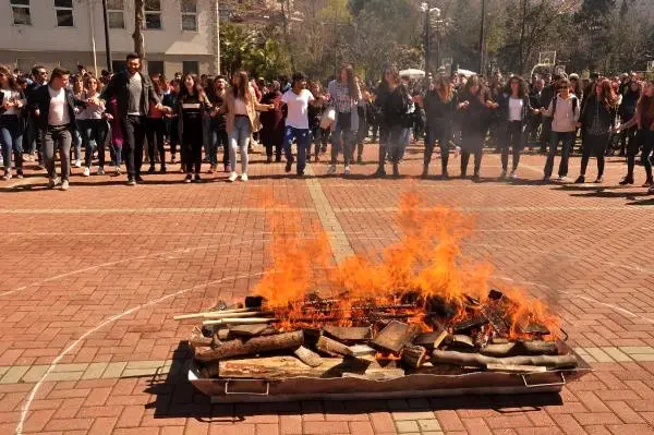 Bülent Ecevit Üniversitesi'nde Nevruz Coşkusu