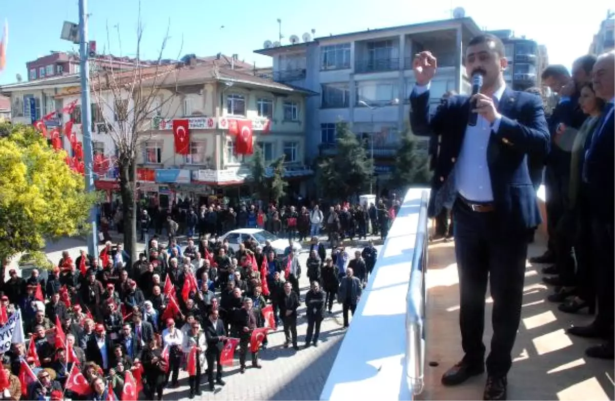 CHP'li Erdem: Evet Diyenler Barzanici Diyebilir Miyiz ?