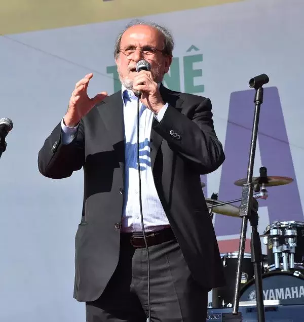 İzmir'deki Nevruz Gündoğdu'da Kutlandı