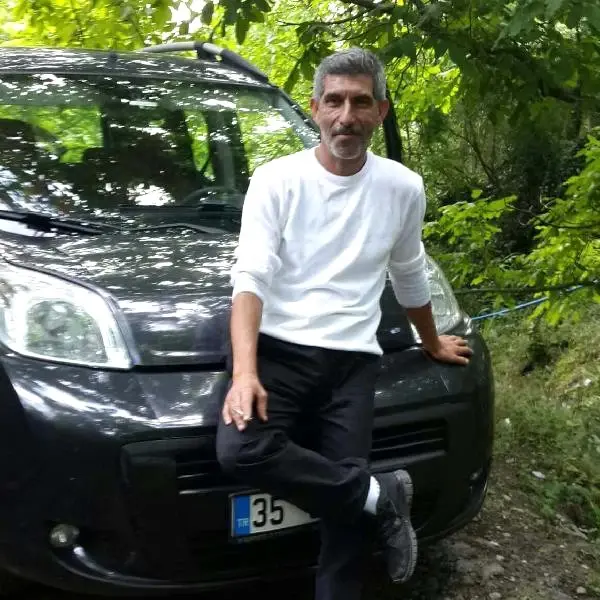 Kız Arkadaşının Evinde İntihar Etti