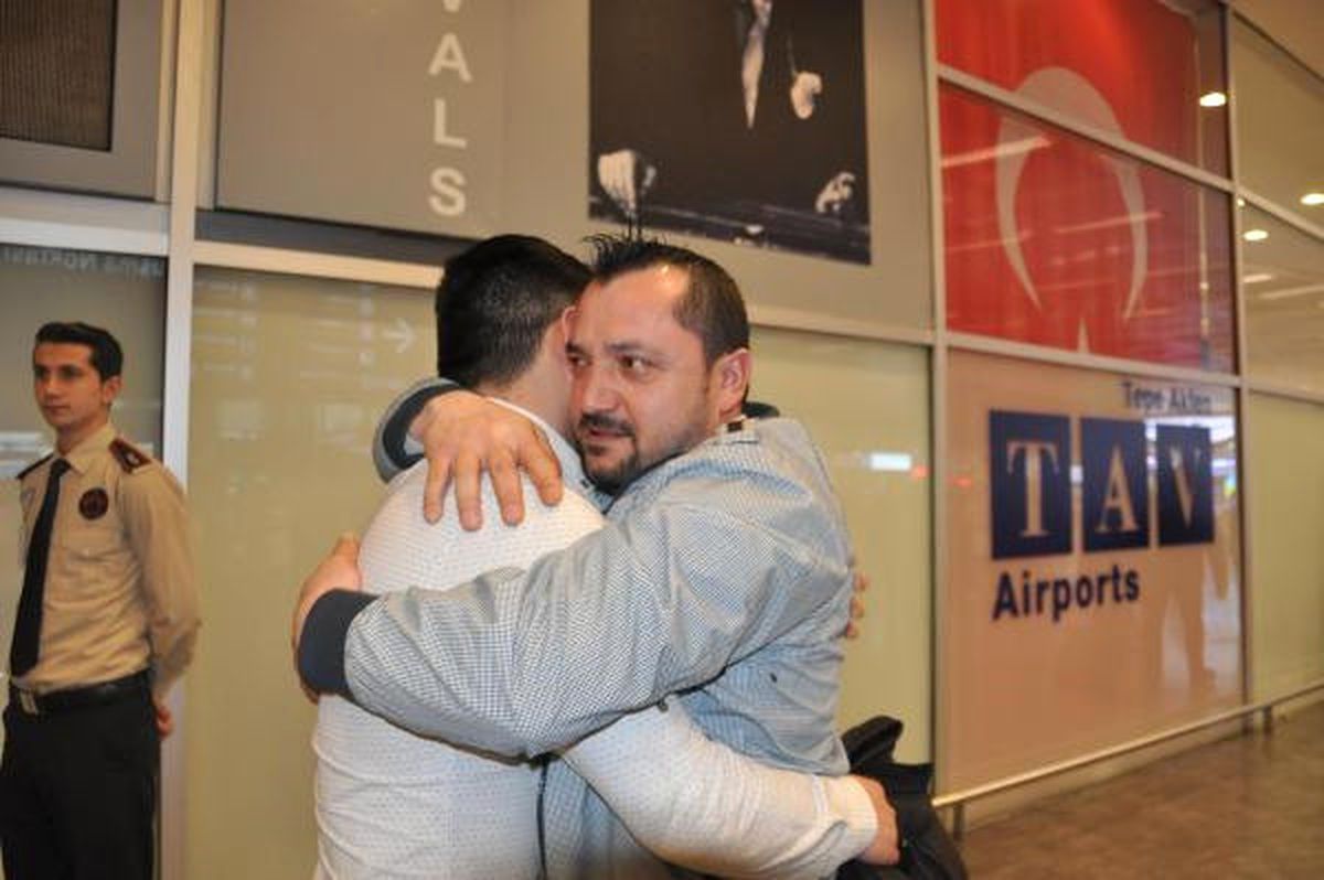 Libya'da Batan Türk Gemisinden Kurtarılan 7 Personel İstanbul'a Geldi