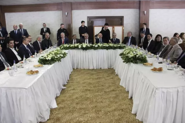 Bakan Müezzinoğlu'ndan 'Tek Adamlık' Cevabı: