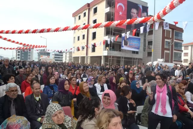 Kadın Haklarında Konusunda Parmak Sallayan Batı...' Kadın Haklarında Konusunda Parmak Sallayan Batı...'