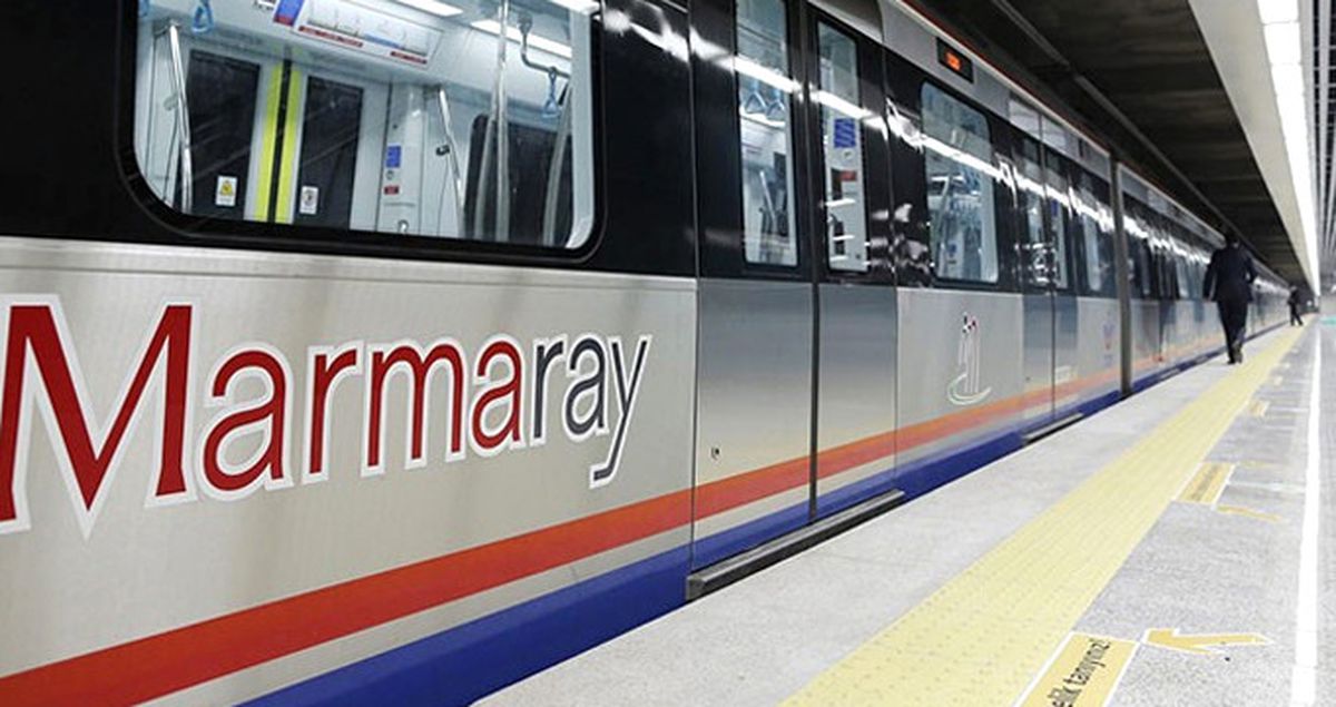 İstanbullulara Sabah Sabah Marmaray Sürprizi! Kapıda Kaldılar