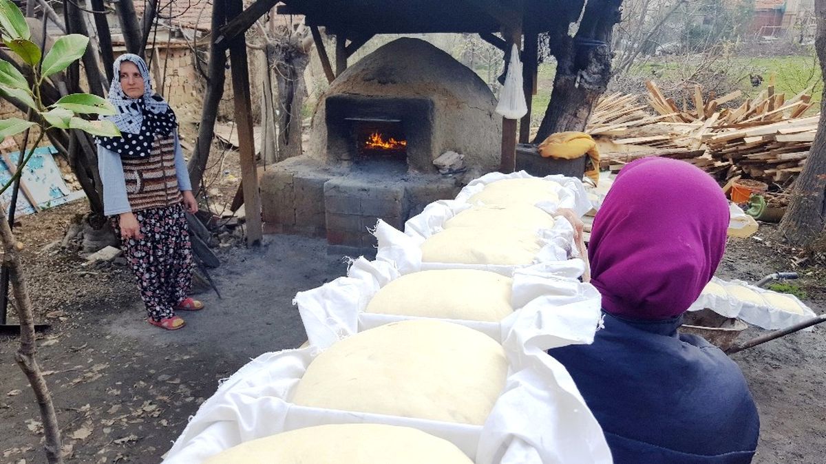 GDO'ya Karşı, Ninelerinden Kalma Ekşi Maya ile Doğal Ekmek Üretiyorlar