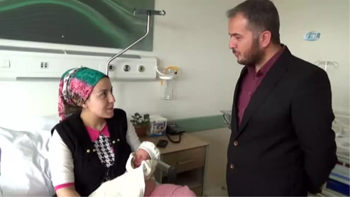 Şehir Hastanesinde Dünyaya Gelen İlk Bebeğe Burs ve İş Garantisi