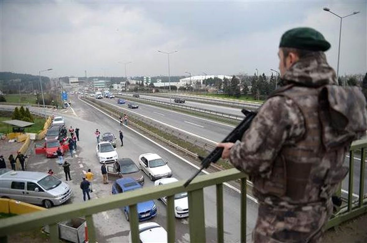 İstanbul'da Büyük Operasyon! Şehre Giriş-Çıkışlar Kapatıldı