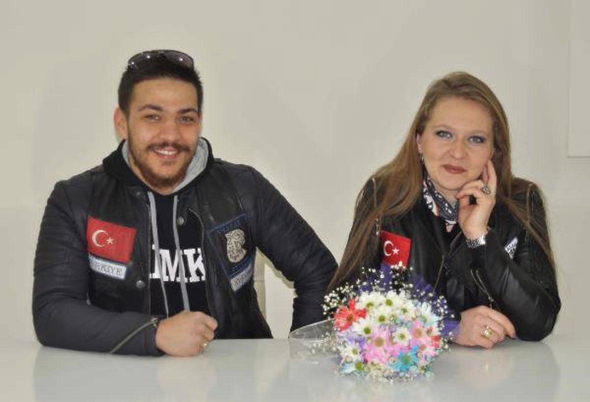 Motosiklet Tutkusu Nikah Masasında