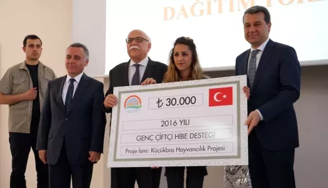Bakan Avcı'dan Eskişehir'e İki Müjdeli Haber Bakan Avcı'dan Eskişehir'e İki Müjdeli Haber