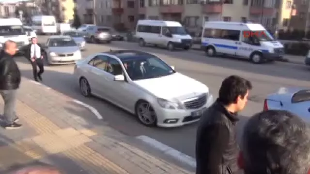 Bartın'da Ülkücü Grup Ümit Özdağ'ı Protesto Etti Bartın'da Ülkücü Grup Ümit Özdağ'ı Protesto Etti