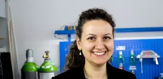 Avrupa Uzay Ajansı: Doçent Dr. Bilge Demirköz'e Paris'te 'Bilimin Yükselen Yeteneği' Ödülü Avrupa Uzay Ajansı: Doçent Dr. Bilge Demirköz'e Paris'te 'Bilimin Yükselen Yeteneği' Ödülü