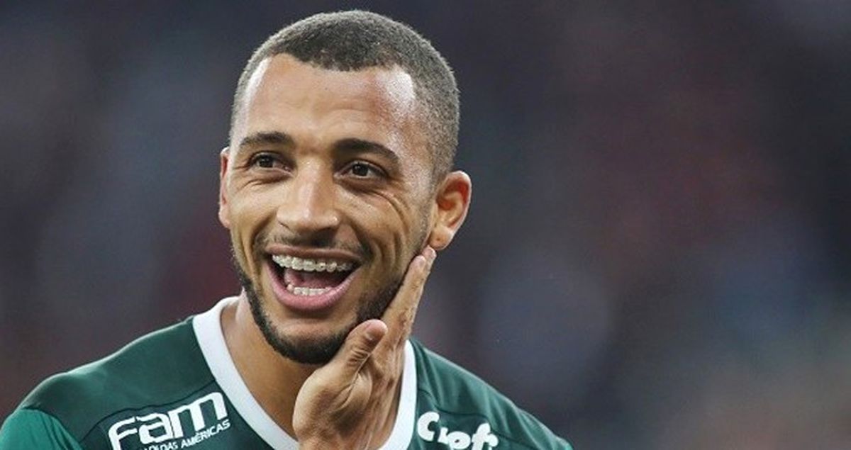 Galatasaray, Chedjou'nun Yerine Palmeiras'tan Vitor Hugo'yu İstiyor