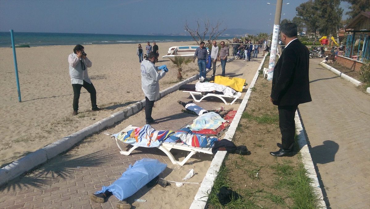 Kuşadası'nda Mülteci Botu Battı: 12 Ölü